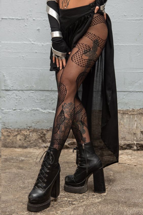 Reputation snake outfit