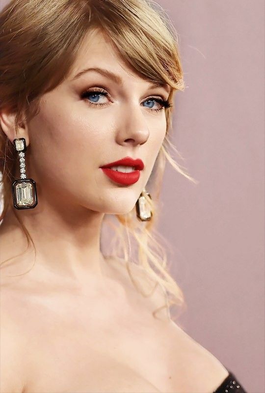 swift eyeliner